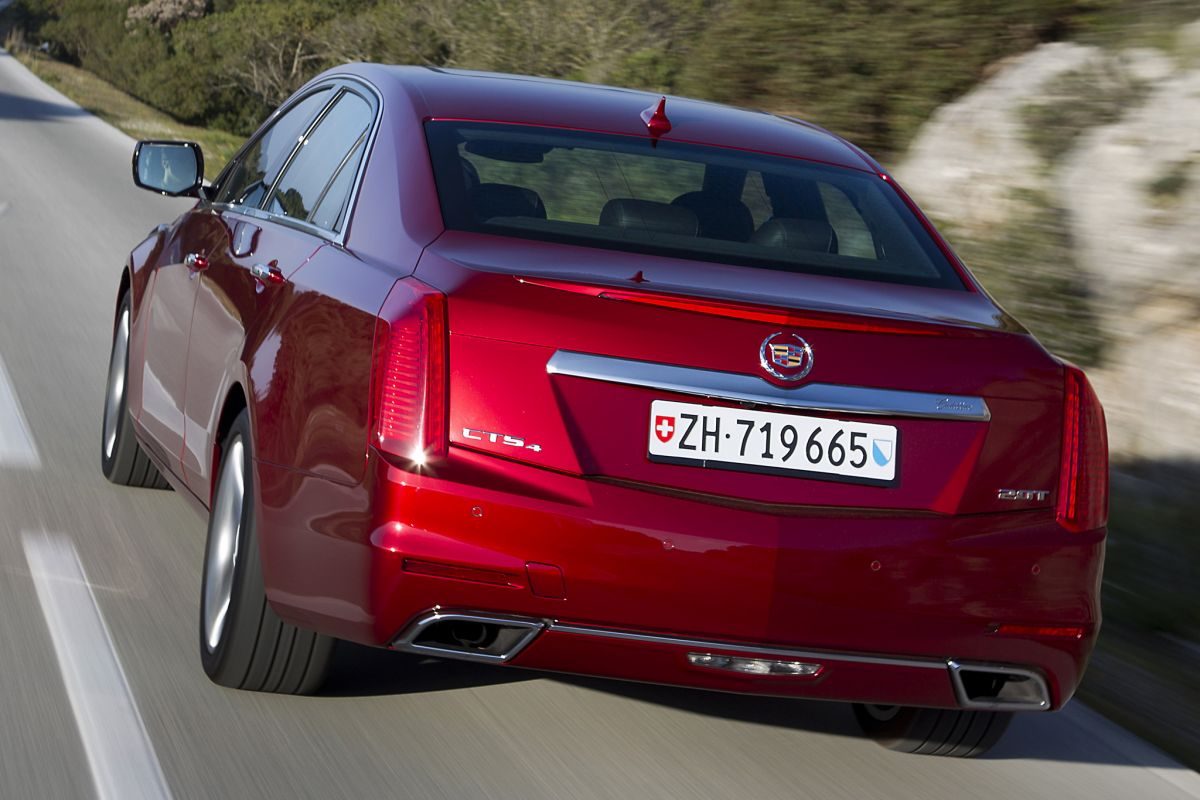Cadillac CTS · Kırmızı — görsel 3