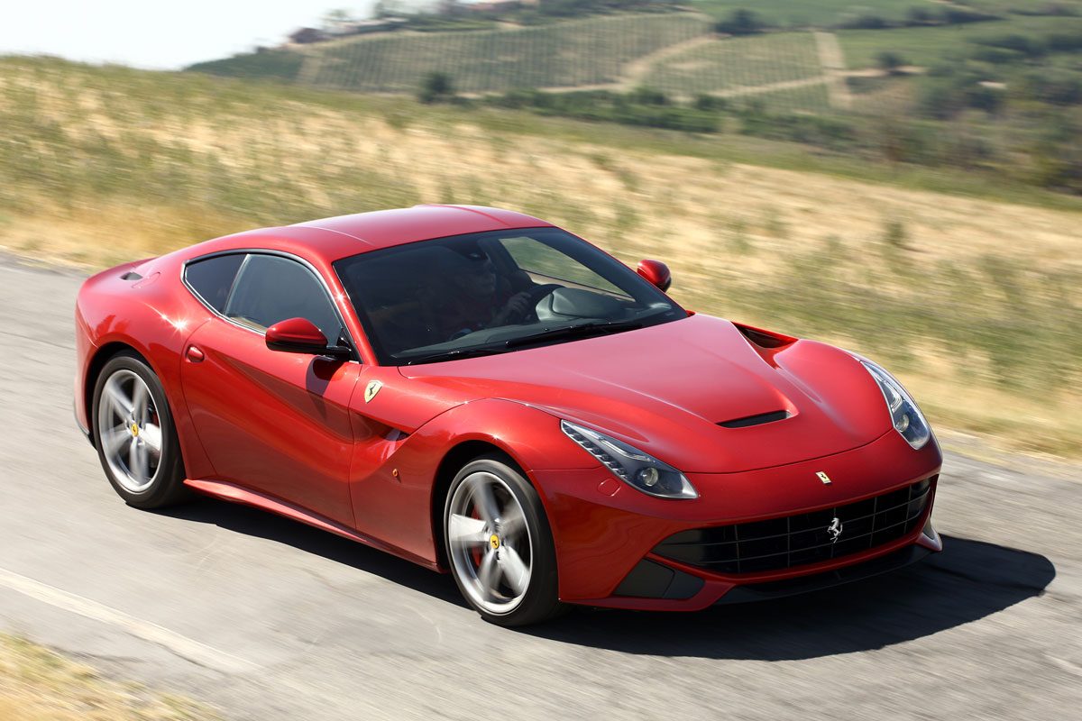Ferrari F12berlinetta · Red — image 3